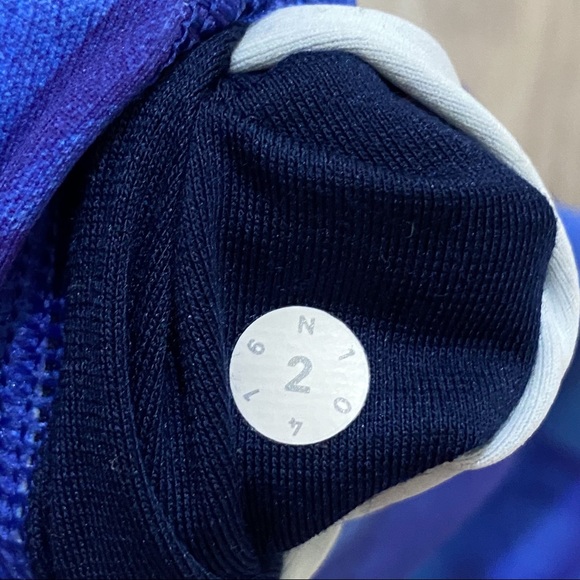 lululemon leggings size 2 - Picture 5 of 5